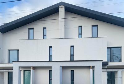 Casă cu 5 camere în Voluntari