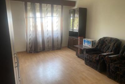 Apartament cu 2 camere în Tomis III