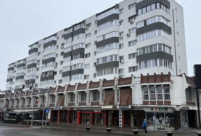 Ap 4 camere 90 mp+boxa+1 camera pe hol ultracentral b-dul Carol 1 - 1