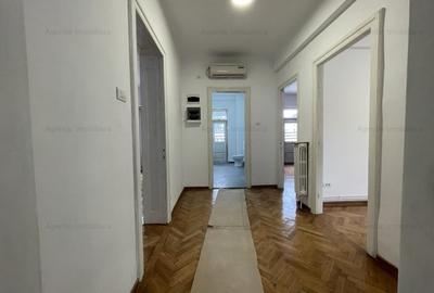 Birou Firma - Vila S+P+E - Str. Toamnei / Bd. Dacia - 11