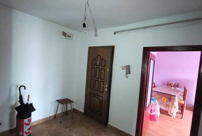 Apartament 3 camere si mansarda (zona Liceul nr.1 ) - 8