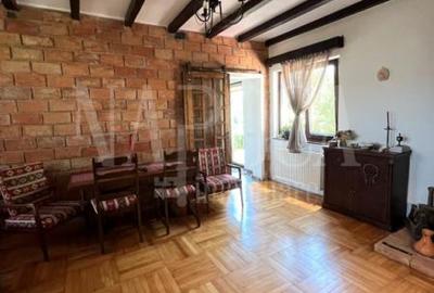 Casă cu 5 camere în Suceagu