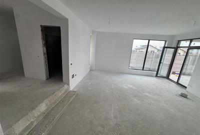 VILA DE VANZARE LA CHEIE TOATE UTILITATILE -CIOROGARLA DARVARI - 2