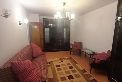 Apartament cu 3 camere, mobilat în Obor