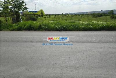 Teren Construcții intravilan de 30000 mp, în Sud-Vest