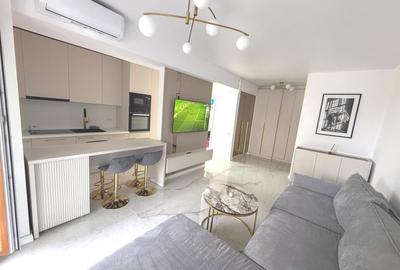 Apartament cu 3 camere semidecomandat, mobilat în Pipera