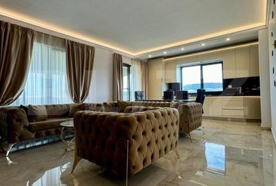 Apartament cu 3 camere, mobilat în Florești