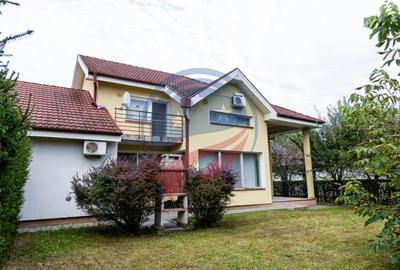 Vila superba cu cinci camere zona centrala - 1