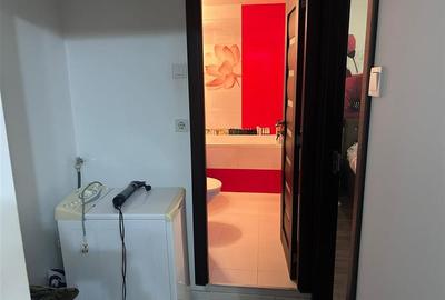 RECO Apartament 3 camere zona Rogerius etaj 2 - 8