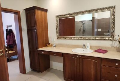 Casa Ghimbav, 8 camere,  S+P+M,teren 736 mp, pretabila locuinta, birouri, cazare - 10