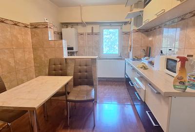 GARA 3 CAMERE DECOMANDATE 2 BAI 2 BALCOANE ET 2 IMBUNATATIT MOBILAT GAZE 550 EUR - 4