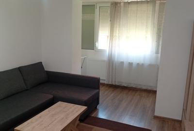 Inchiriez apartament cu 2 camere in zona centrala -langa Unicredit Bank - 5