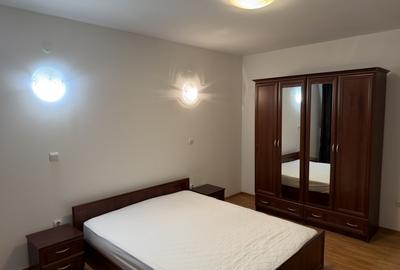 Apartament cu 3 camere decomandat, mobilat în Șelimbăr