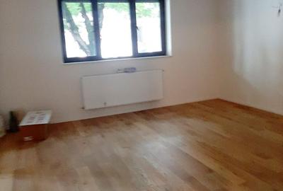 Casa de vanzare in Piata Abator - 7