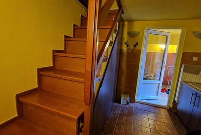 Resita Casa 7 Incaperi Parter,Etaj, Zero investitii - 16