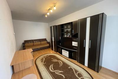 Apartament 2 camere de închiriat, parcare privata, balcon și lift - 2