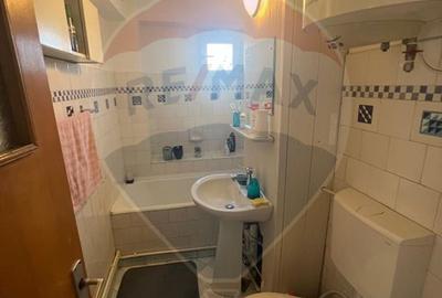 Apartament 2 camere str Miron Costinîn - 5