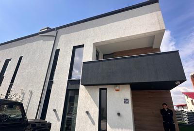 Duplex cu 5 camere în Est