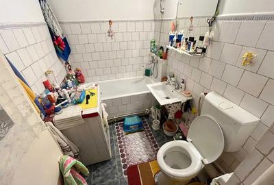 Apartament cu 3 camere decomandat, etajul 2/4, zona Canta - 7