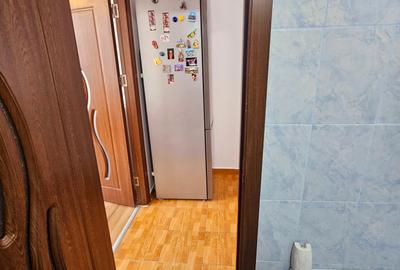 Vanzare apartament 3 camere, bloc cu acoperis, parcare, zona Buna Vestire - 9