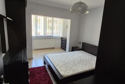 De închiriat apartament 3 camere – Strada Hortensiei, Baia Mare - 2