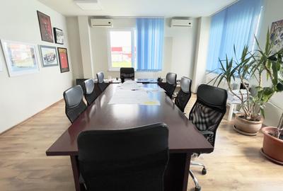 Cladire birouri - spațiu comercial cu parcări în incintă privată - 4
