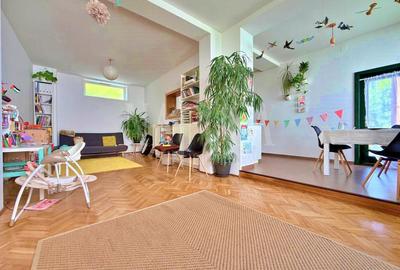 Casă individuală cu 6 camere în Gruia