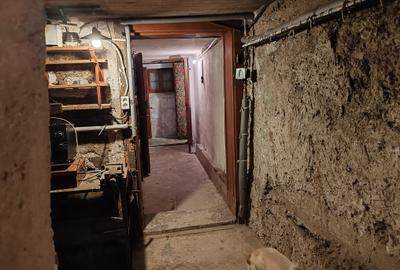 Apartament 4 camere in casa, curte proprie zona Centrul Istoric - 21