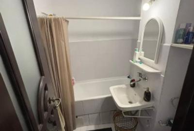 Apartament 2 camere decomandat,etaj 3, Zona Milcov - 5