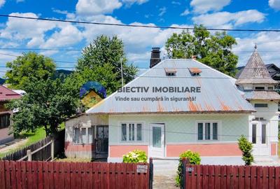 Casă individuală cu 5 camere în Vânători-Neamț