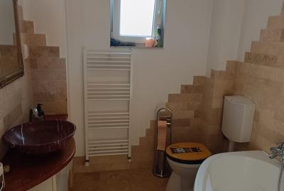 Apartament de vânzare, 3 camere, 72 mp, Piața Mihai Viteazul - 7