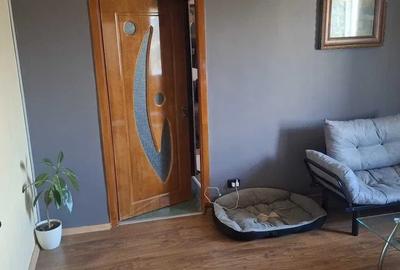 Apartament cu 2 camere semidecomandat, mobilat în Giurgiului