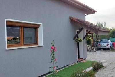Închiriere apartament la casă - 4