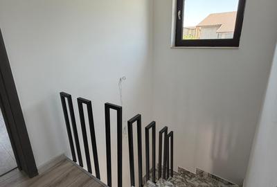 Casă P+E,4 camere, gata de mutare,900 m de blv. - 11