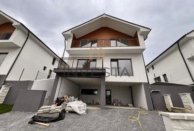 Casă individuală cu 4 camere în Feleacu