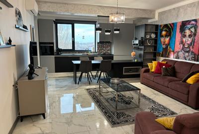 Apartament 2 camere cu  parcare privata si boxa in zona Inel 2