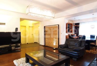 Triplex superb cu 4 camere si terasa generoasa cu priveliste - 4