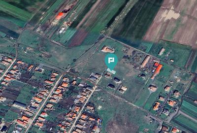 Loc de casa de 512mp în Livada - 2