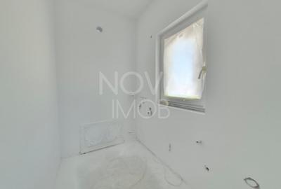 Casa tip duplex, la alb - Sura Mica - COMISION 0 - 8