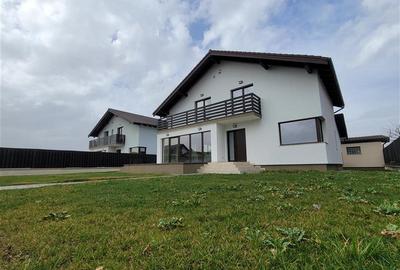 Casa pe 5 camere, constructie noua, 600mp teren, Harman, Brasov - 12