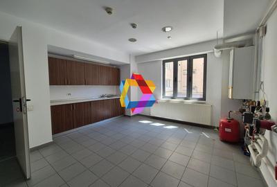Spațiu comercial zona Centru Civic -  370 mp - 22