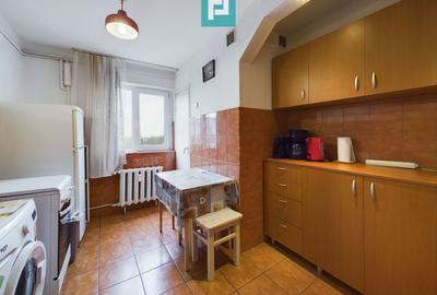Apartament cu 2 camere semidecomandat în Aurel Vlaicu