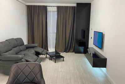 Apartament cu 2 camere semidecomandat, mobilat în Zorilor