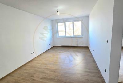 De vânzare Apartament 2 camere Luceafărul Satu Mare - 4
