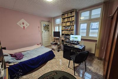 Ultracentral >Maria Filotti Etaj 3 FOARTE SPATIOS 3 camere 92 mp, confort 1 - 2