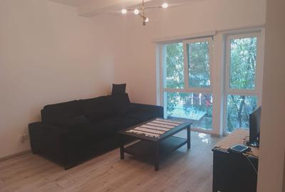 Apartament cu 2 camere, mobilat în Florești