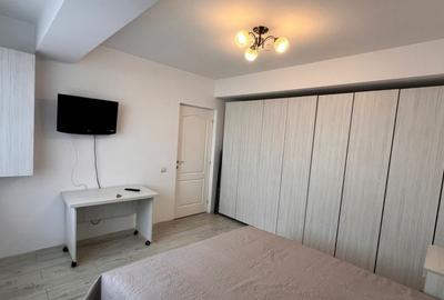 Vila Tunari/ Curte/ disponibila/ 2 locuri parcare - 3
