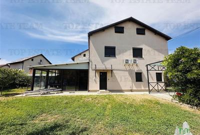 Vila individuala 300 mp construiti, 523 mp teren imprejmuit, strada privata, CHI - 2