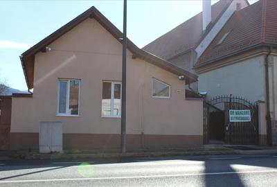 Casa de vanzare la pret de apartament - 1