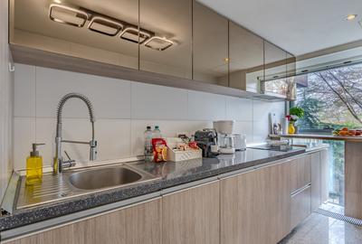 Alia apartament 2 camere bloc 2010 (parcare & TVA incluse) DIRECT PROPIETAR - 5